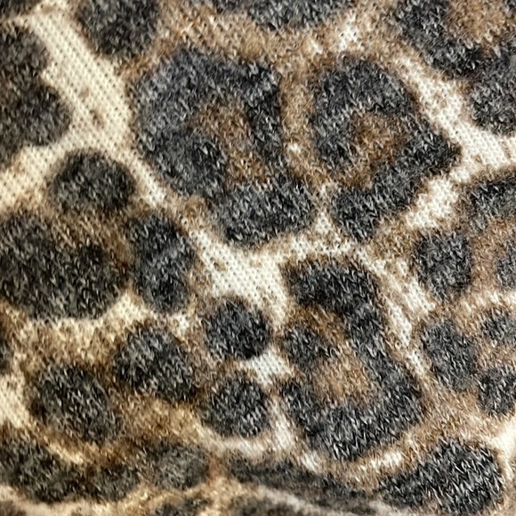 Zara cheetah knot top - Picture 3 of 3